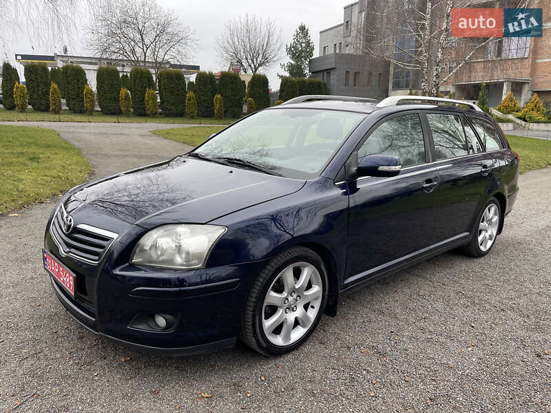 Универсал Toyota Avensis 2006 в Хмельницком