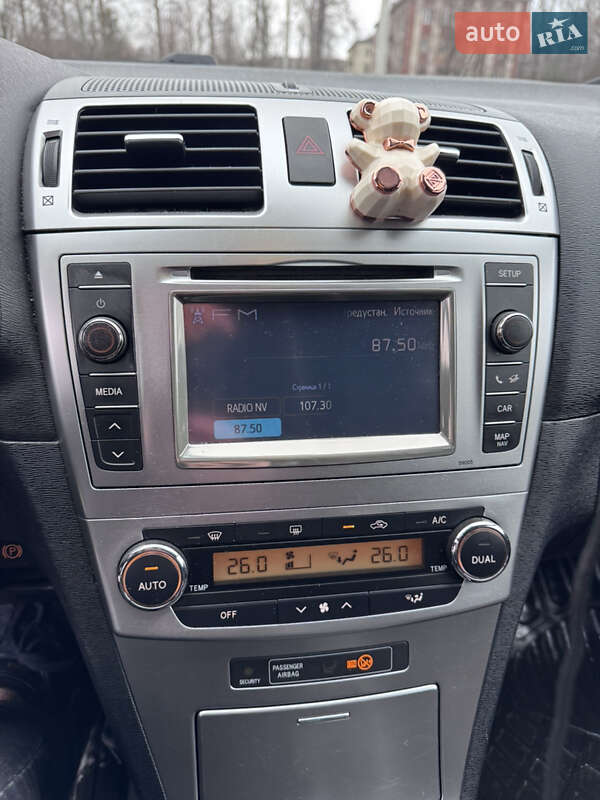 Универсал Toyota Avensis 2012 в Ивано-Франковске