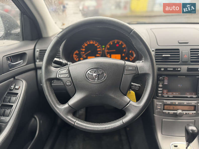 Универсал Toyota Avensis 2008 в Виннице