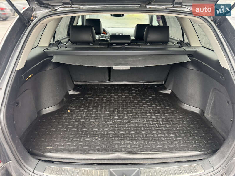 Универсал Toyota Avensis 2008 в Виннице