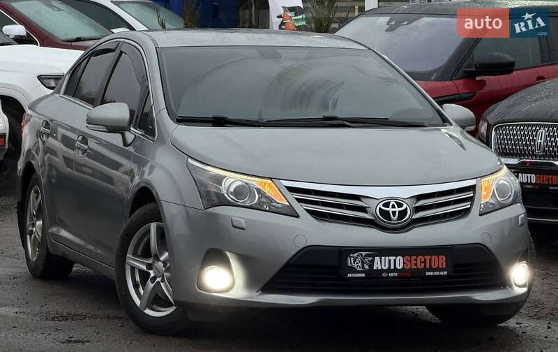 Седан Toyota Avensis 2013 в Харькове фото 6 Седан Toyota Avensis 2013 в Харькове