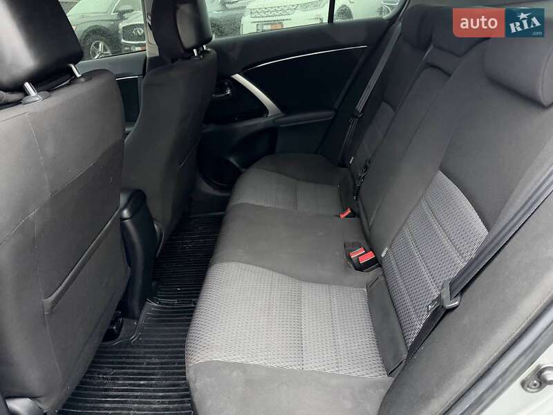 Седан Toyota Avensis 2013 в Харькове фото 14 Седан Toyota Avensis 2013 в Харькове