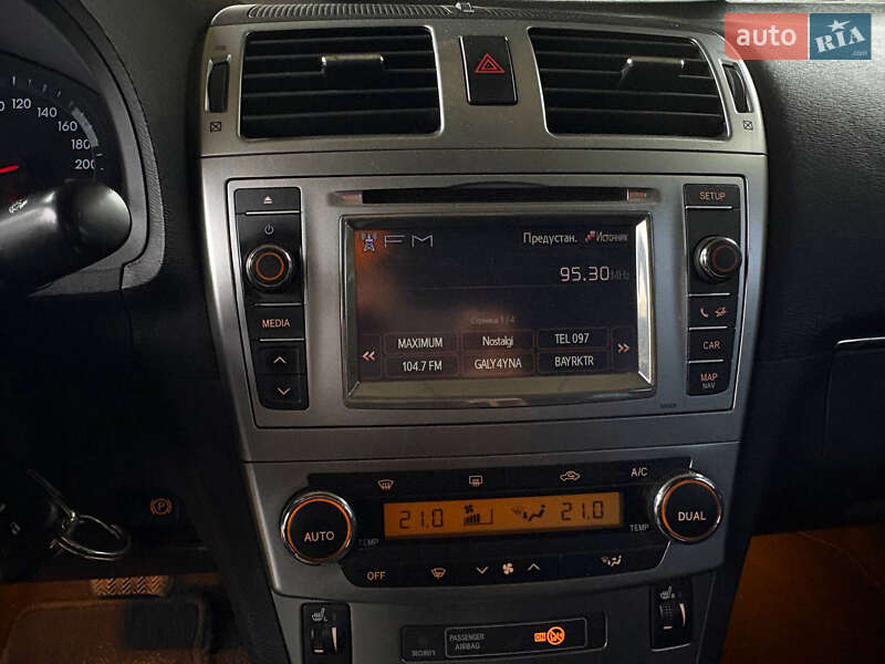 Седан Toyota Avensis 2012 в Львове фото 13 Седан Toyota Avensis 2012 в Львове