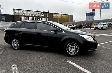 Універсал Toyota Avensis 2010 в Києві