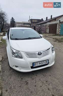Седан Toyota Avensis 2011 в Запоріжжі