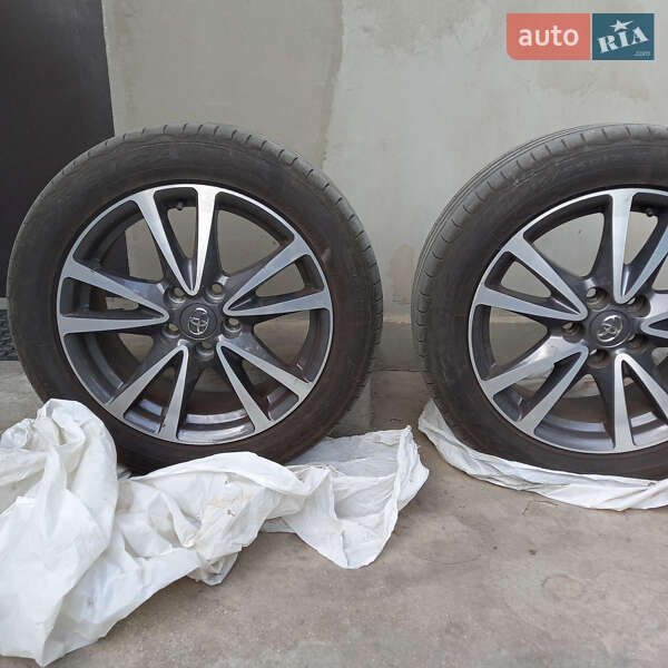 Седан Toyota Avensis 2012 в Одесі