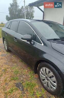 Універсал Toyota Avensis 2008 в Івано-Франківську