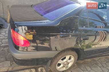 Седан Toyota Avensis 2000 в Одесі