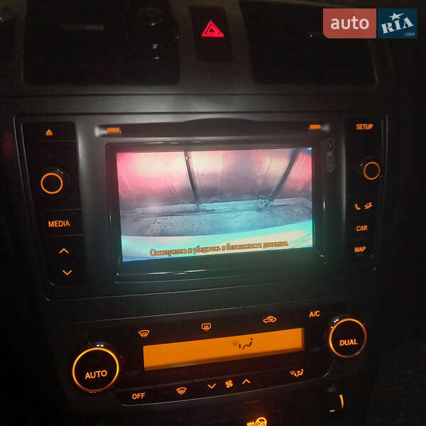 Седан Toyota Avensis 2012 в Одесі