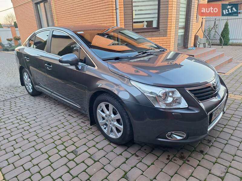 Toyota Avensis 2008