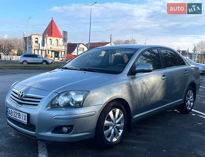Toyota Avensis 2008