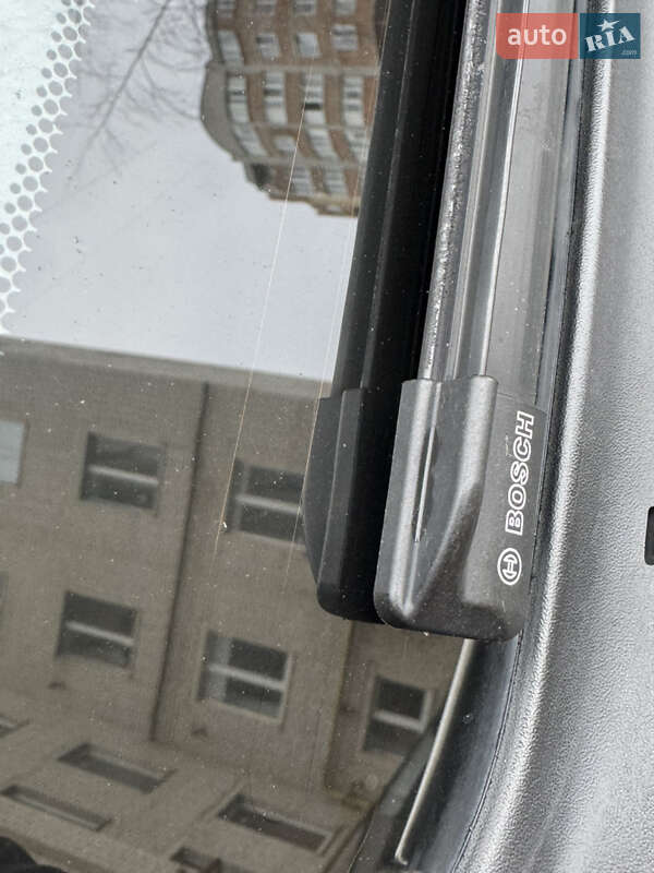 Универсал Toyota Avensis 2005 в Луцке