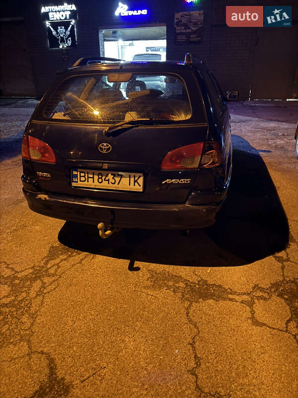 Универсал Toyota Avensis 2002 в Черкассах