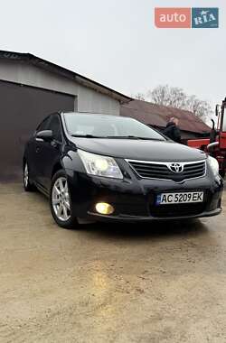 Седан Toyota Avensis 2010 в Іваничах