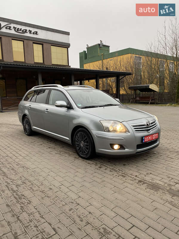 Toyota Avensis 2008
