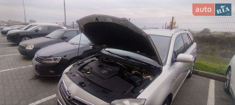 Універсал Toyota Avensis 2007 в Чорноморську