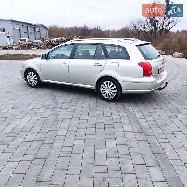 Универсал Toyota Avensis 2005 в Хмельницком