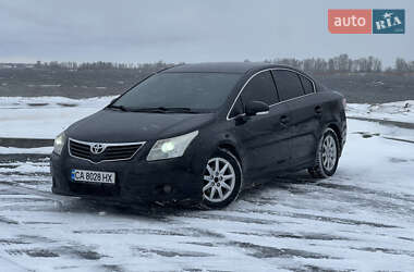 Седан Toyota Avensis 2010 в Черкасах