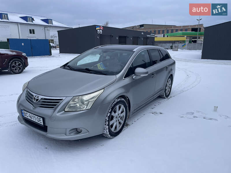 Універсал Toyota Avensis 2008 в Львові