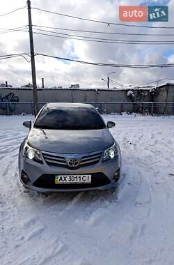 Седан Toyota Avensis 2012 в Харькове