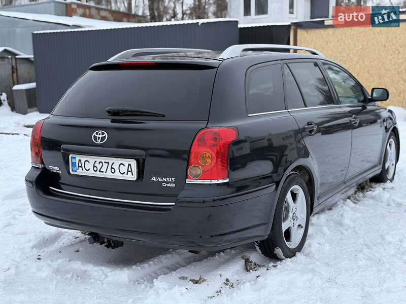 Универсал Toyota Avensis 2006 в Ровно