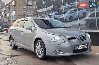 Універсал Toyota Avensis 2011 в Києві