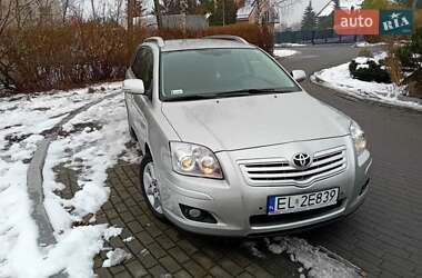 Универсал Toyota Avensis 1997 в Борщевке