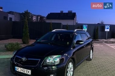 Універсал Toyota Avensis 2006 в Володимирі