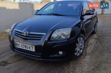 Седан Toyota Avensis 2008 в Золочеві
