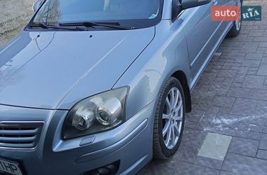 Універсал Toyota Avensis 2008 в Коломиї