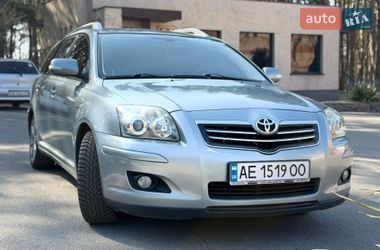 Універсал Toyota Avensis 2007 в Дніпрі