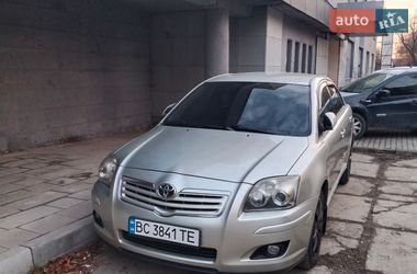 Седан Toyota Avensis 2006 в Львові