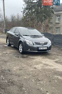 Седан Toyota Avensis 2011 в Могилев-Подольске
