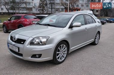 Седан Toyota Avensis 2006 в Харькове