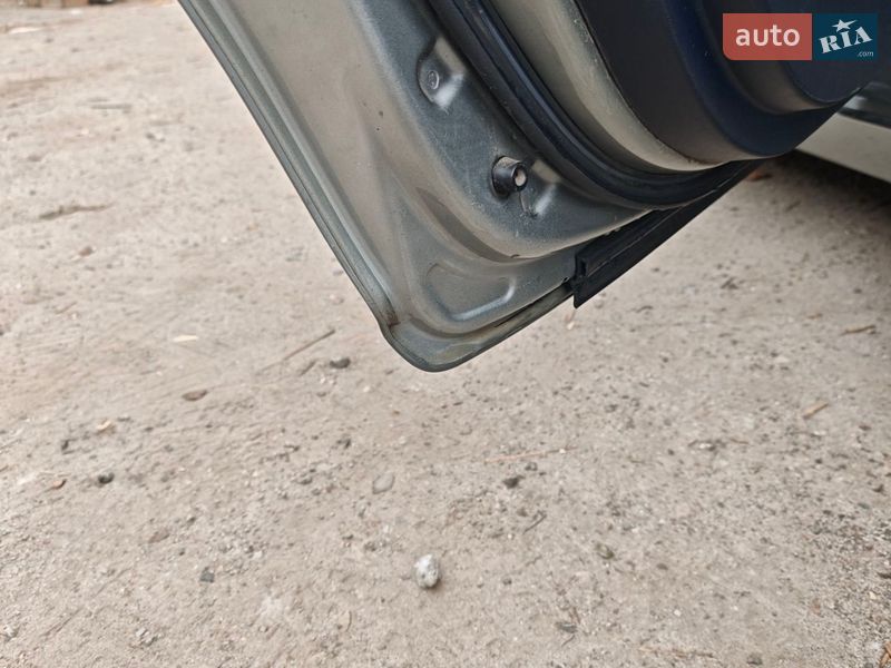 Универсал Toyota Avensis 2011 в Киеве