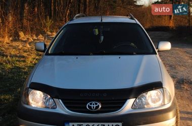 Универсал Toyota Avensis 2001 в Львове