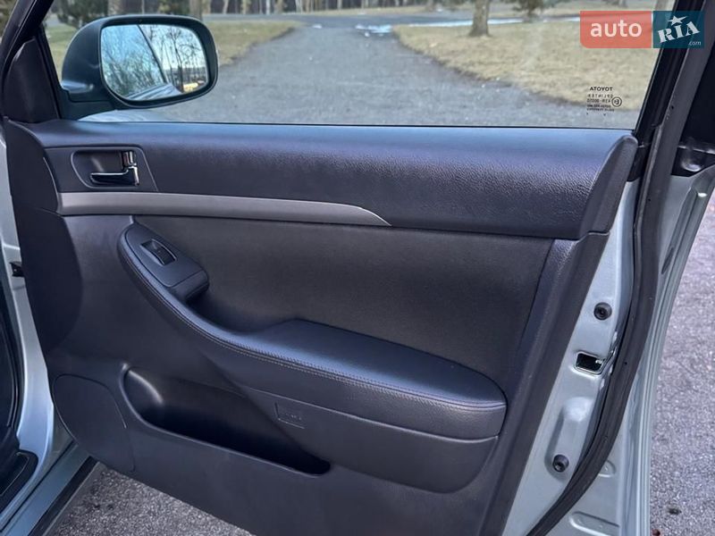 Универсал Toyota Avensis 2007 в Хмельницком