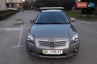 Седан Toyota Avensis 2006 в Львове
