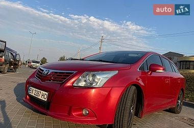Універсал Toyota Avensis 2009 в Шепетівці