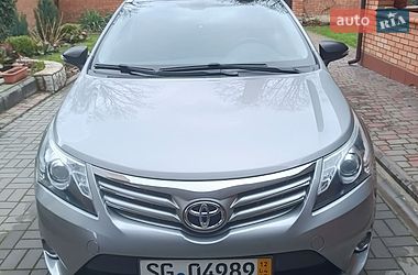 Универсал Toyota Avensis 2012 в Хмельницком