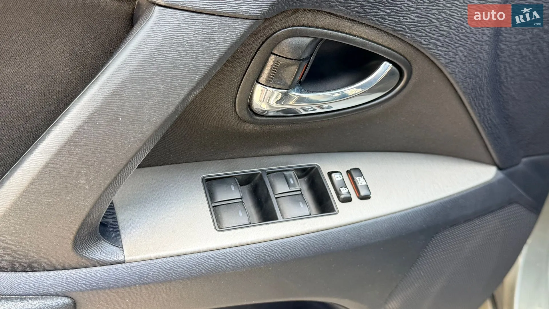 2011 Toyota Avensis - мініатюра 10
