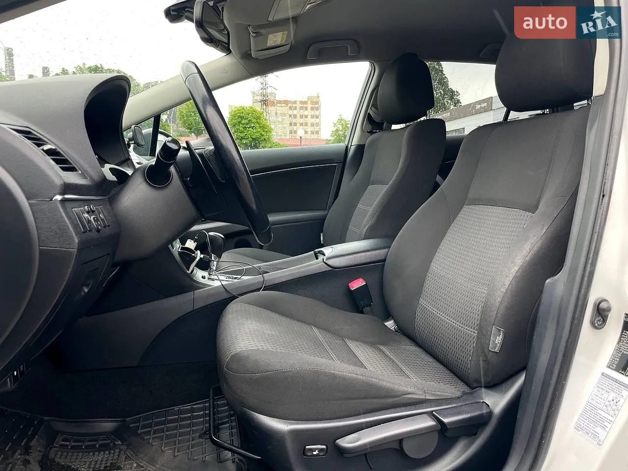 2015 Toyota Avensis - мініатюра 15