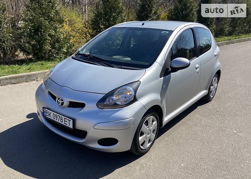 Хетчбек Toyota Aygo 2008 в Рівному
