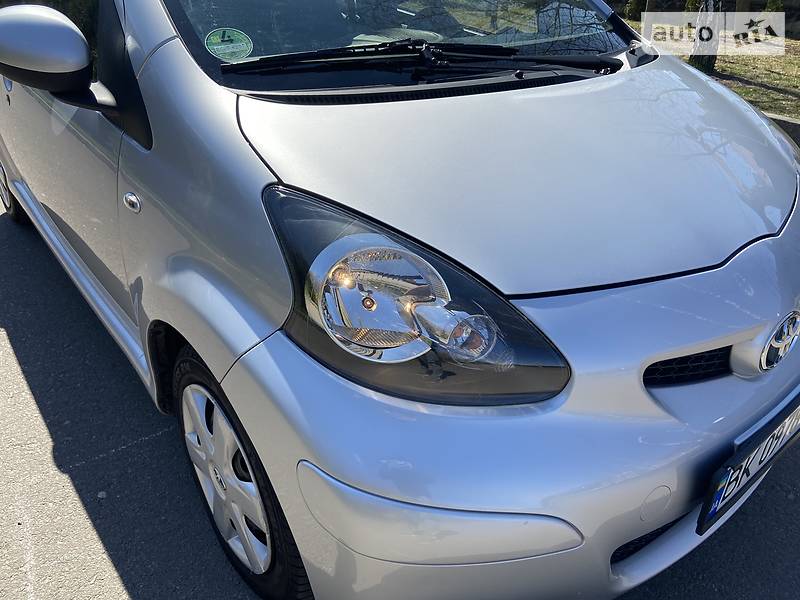 Хетчбек Toyota Aygo 2008 в Рівному