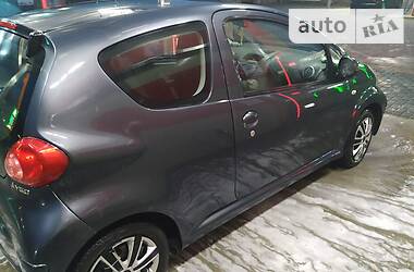 Хэтчбек Toyota Aygo 2007 в Ровно