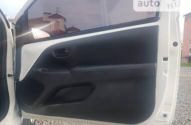 Купе Toyota Aygo 2015 в Долині