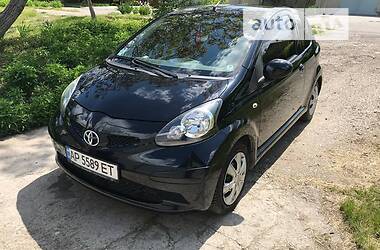 Хэтчбек Toyota Aygo 2007 в Запорожье