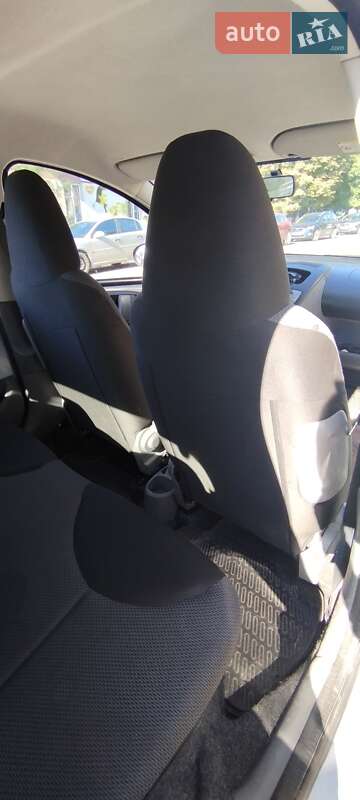 Хетчбек Toyota Aygo 2006 в Збаражі