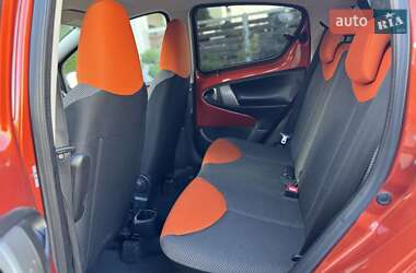 Хетчбек Toyota Aygo 2012 в Буську