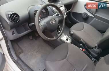 Хэтчбек Toyota Aygo 2011 в Ровно